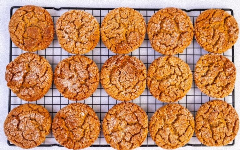 Air Fryer Peanut Butter Cookie