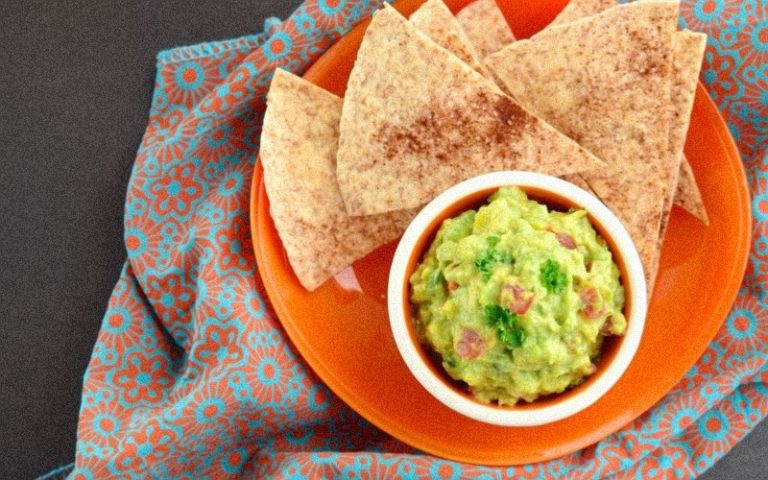 Air fryer cinnamon tortilla chip